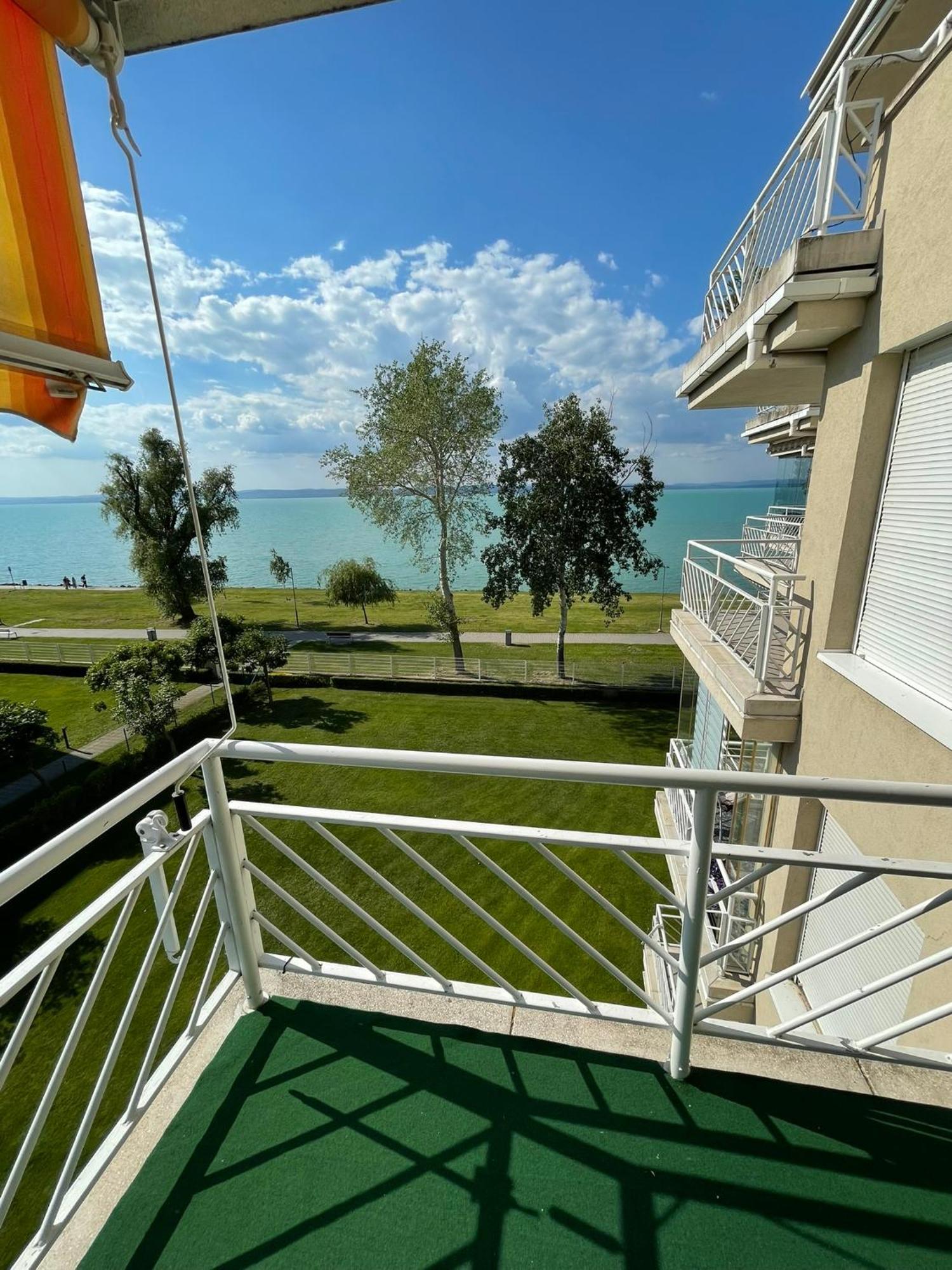 Blanca Apartman Сиофок Екстериор снимка