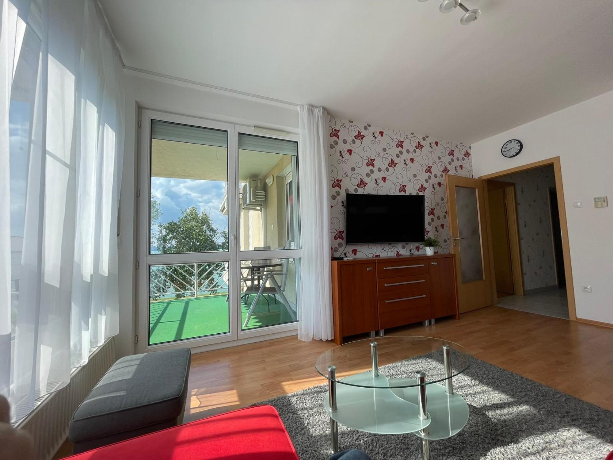 Blanca Apartman Сиофок Екстериор снимка